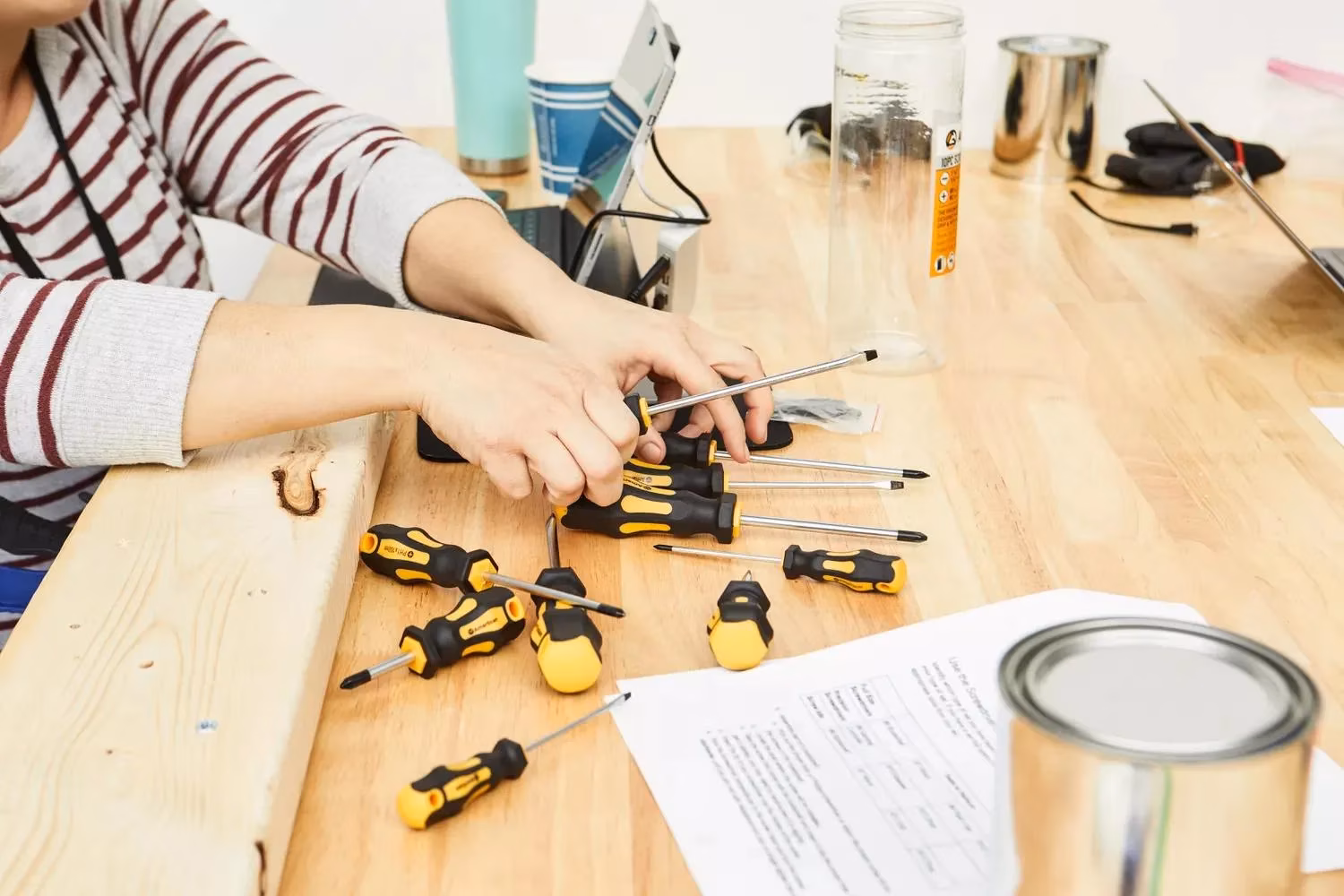my-2026-field-guide-to-the-best-screwdriver-sets-for-home-and-electronics-image-0